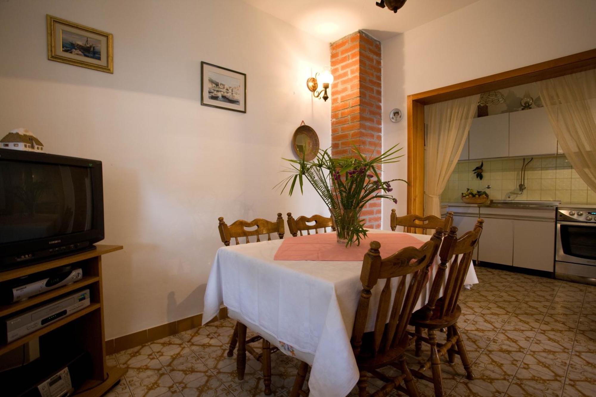Apartments Topo Hvar Town Exterior photo
