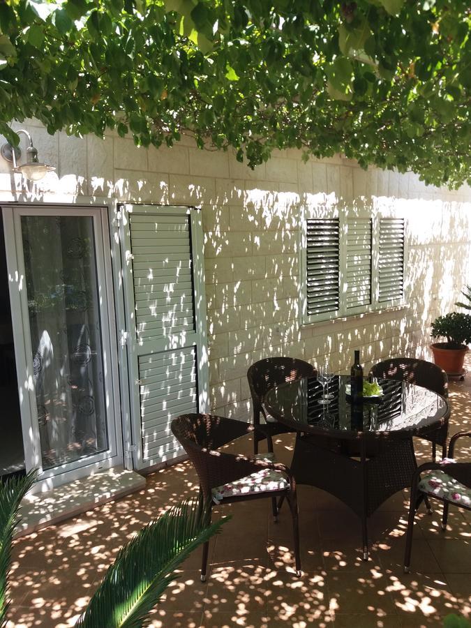 Apartments Topo Hvar Town Exterior photo